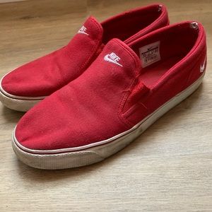Nike SB slip on sneakers